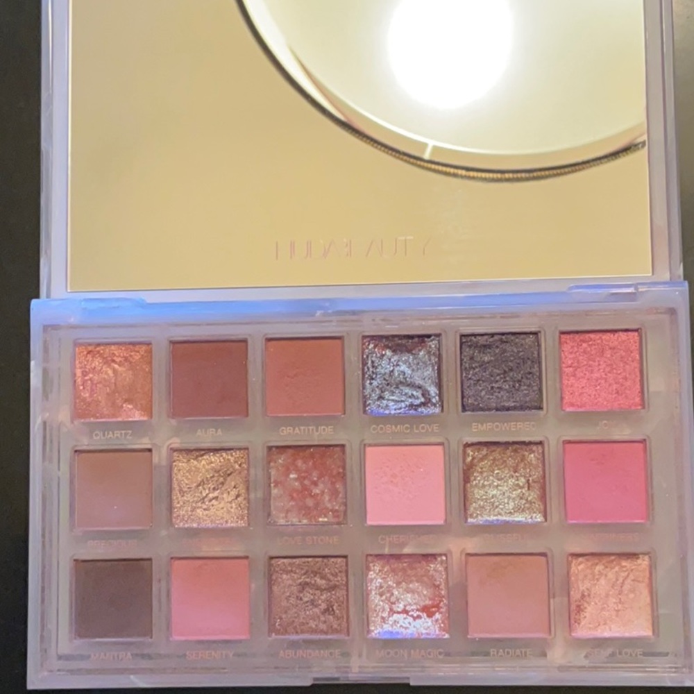 Huda Beauty ROSE QUARTZ Eyeshadow Palette